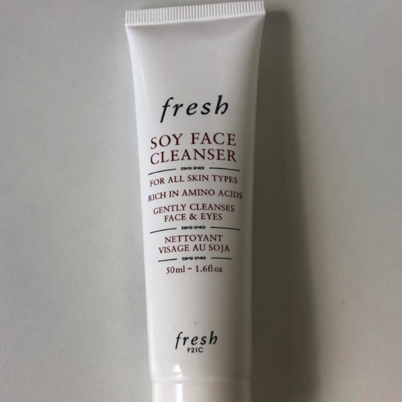 Fresh Soy Face Cleanser - Picture 1 of 1
